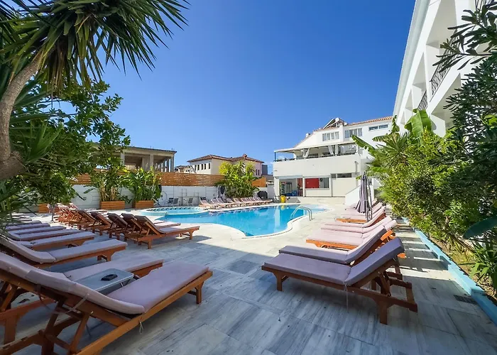Mojo Zante 3*
